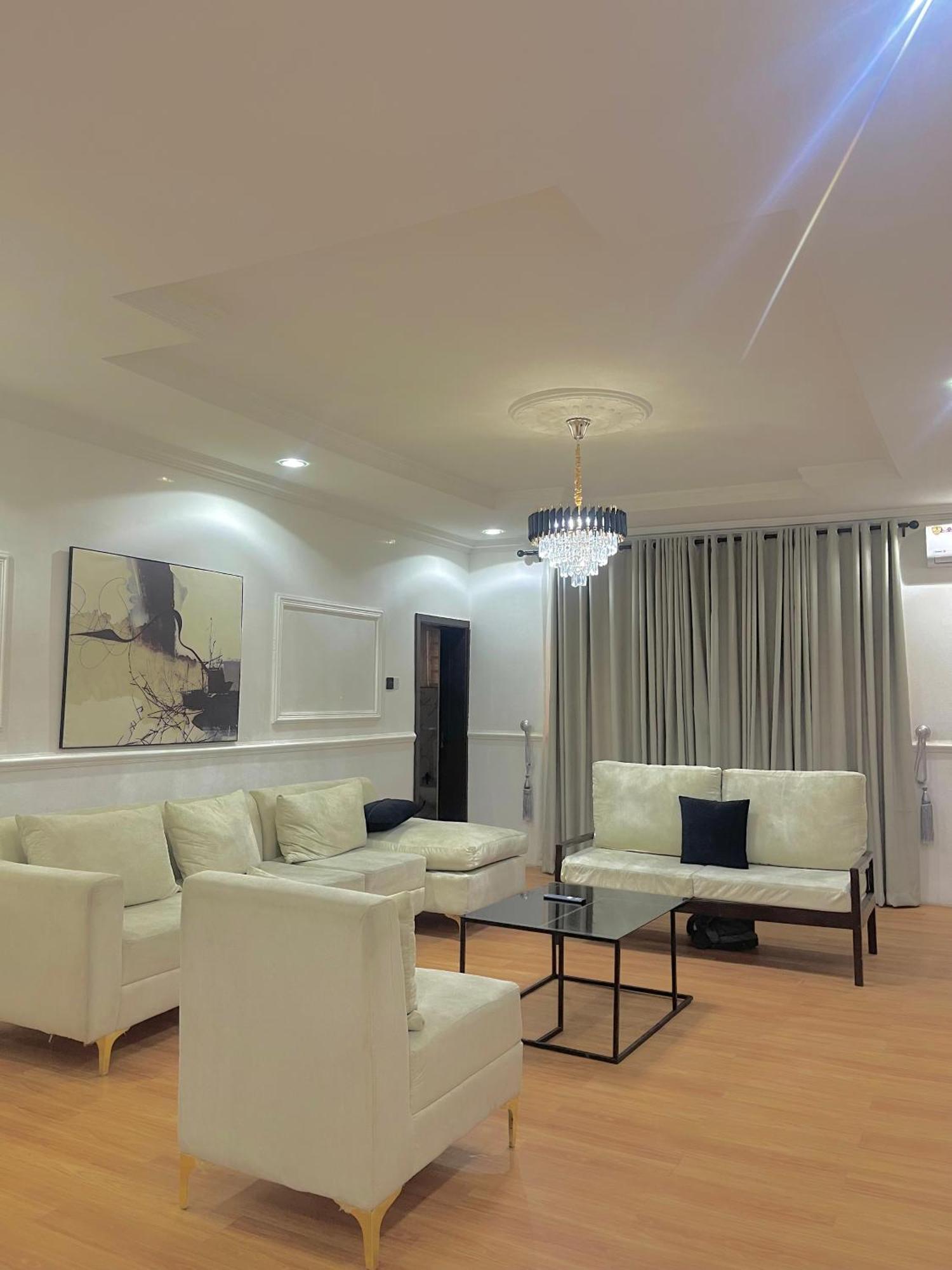 Akalis Homes 아부자 외부 사진